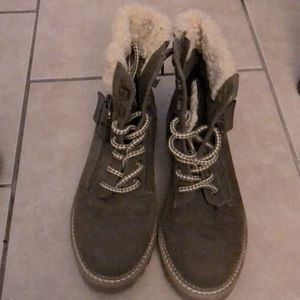Winter boots